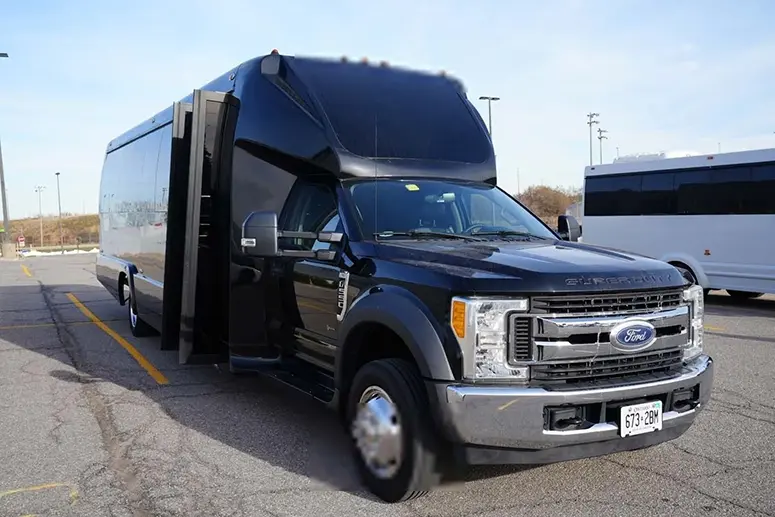 London Party Bus Services - Presidential Party Bus Toronto
