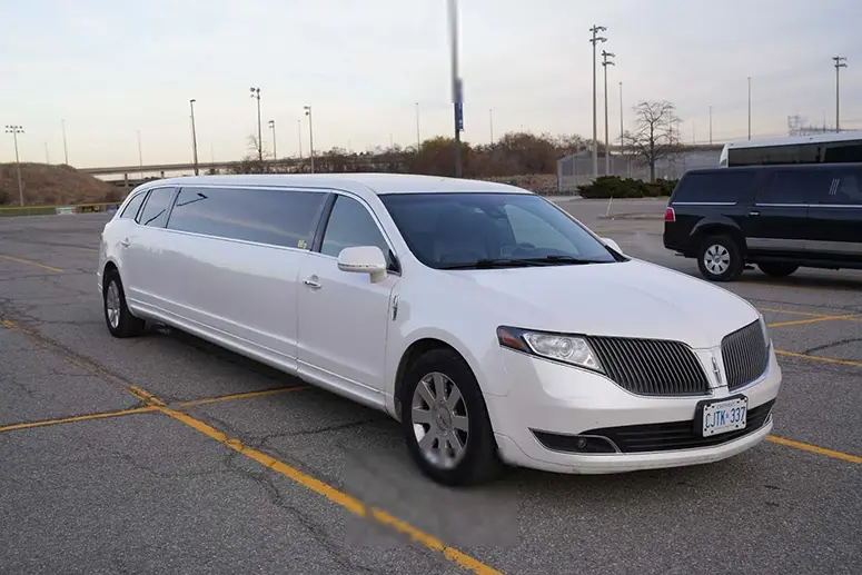 Lincoln MKT Limousine (MKT2) Toronto - Presidential Party Bus Fleet