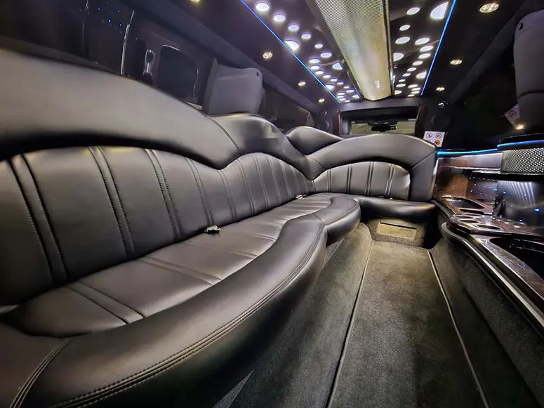 Lincoln MKT Limousine (MKT3) Interior Toronto - Presidential Party Bus Fleet