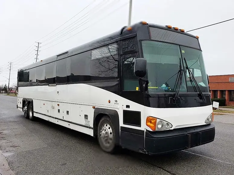 MCI Coach Party Bus 6 Toronto - Presidential Party Bus Fleet