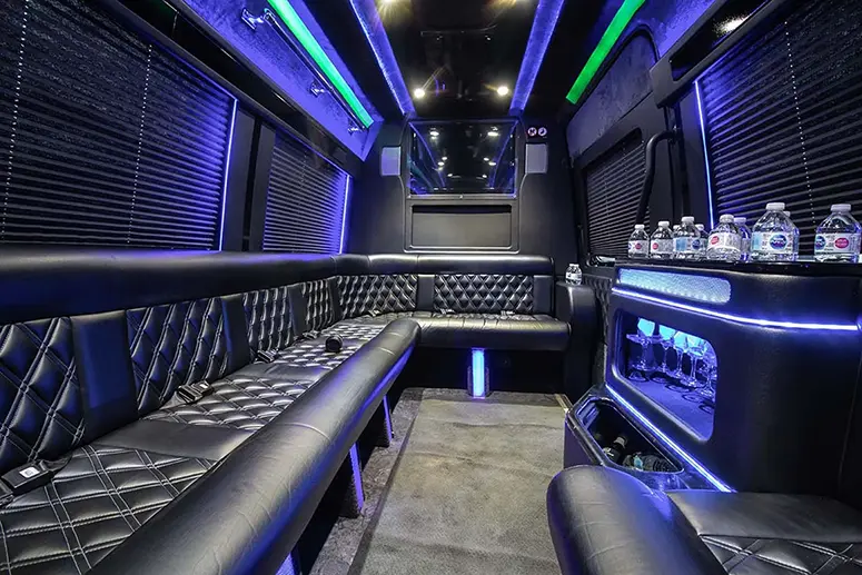 Niagara Falls Wine Tours Toronto - Presidential Party Bus